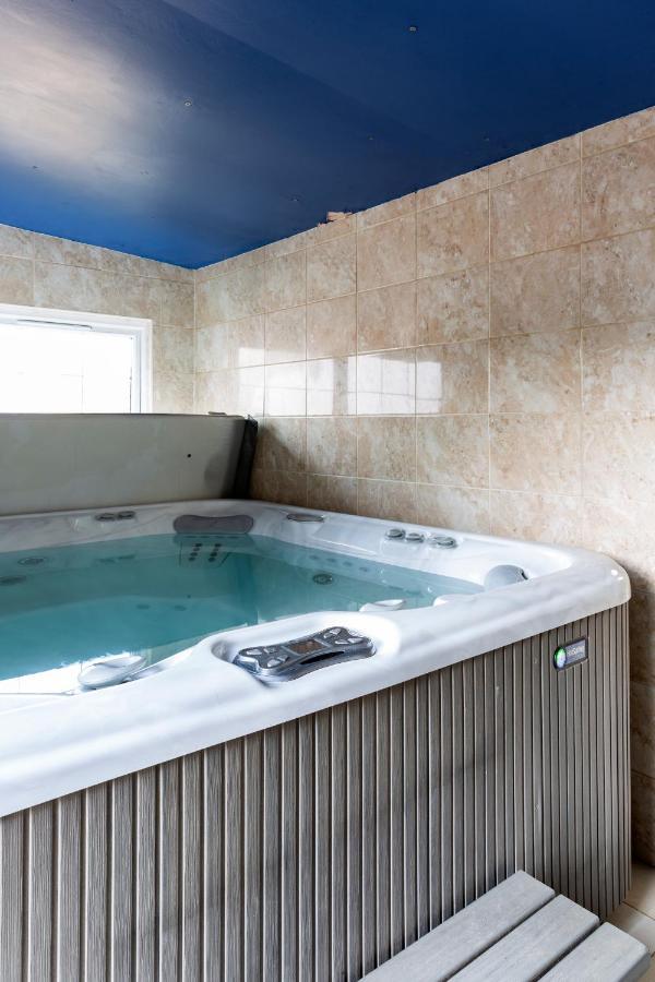 Herefordshire Holiday Cottages Lea Luaran gambar